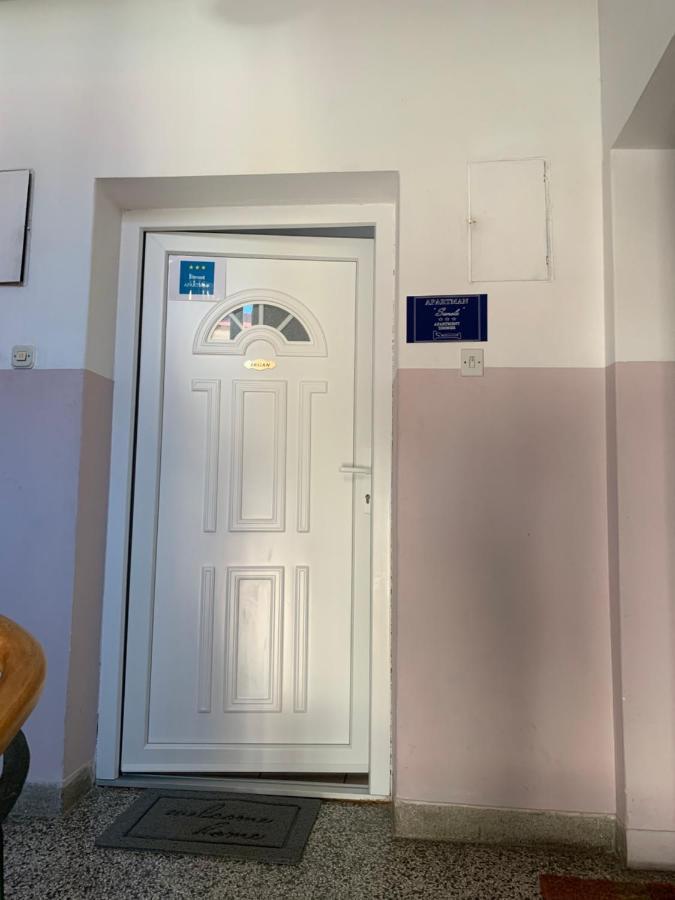 Sanela- Apartman Za Bezbrizan Odmor Crikvenica Exterior photo